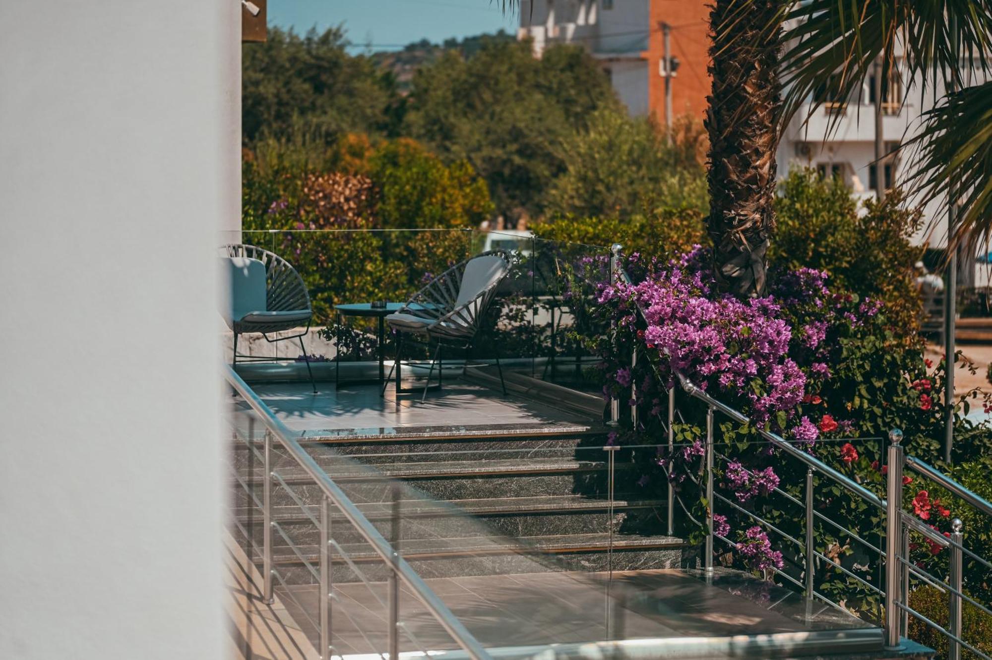 Bianco Hotel クサミル エクステリア 写真